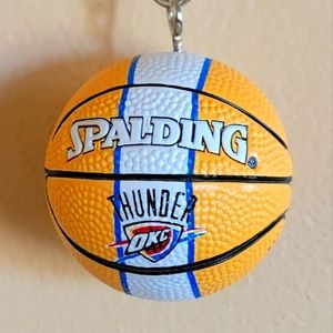 NBA "Thunder OKC" keychain